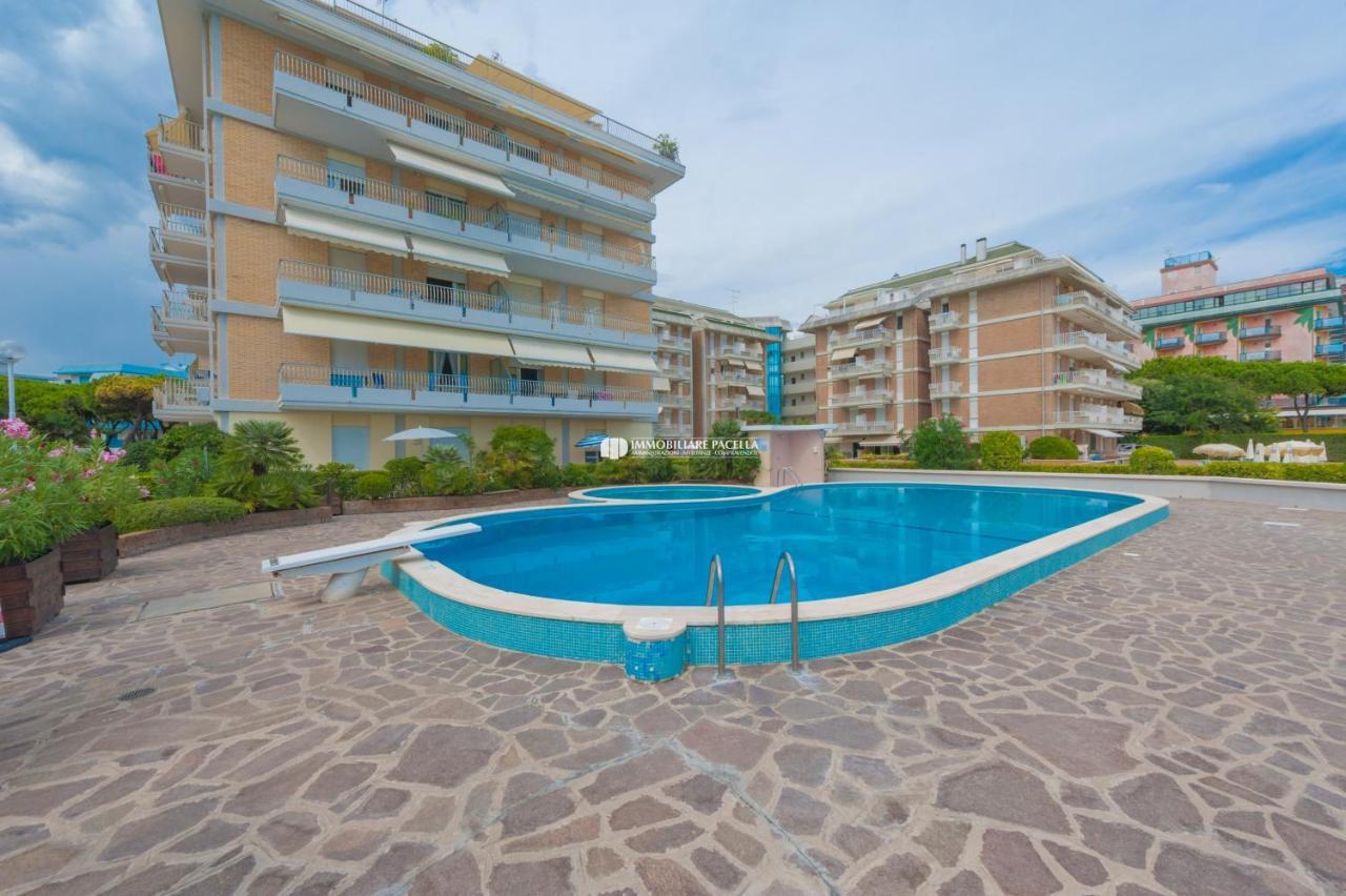 Residence Solmare Immobiliare Pacella Lido di Jesolo Exterior foto